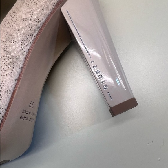Cream Peep-Toe Heels - Picture 4 of 8